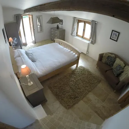 Four Bedroom In Vendee - Sleeps 10 - Walk To O'gliss Water Park! * Le Bernard